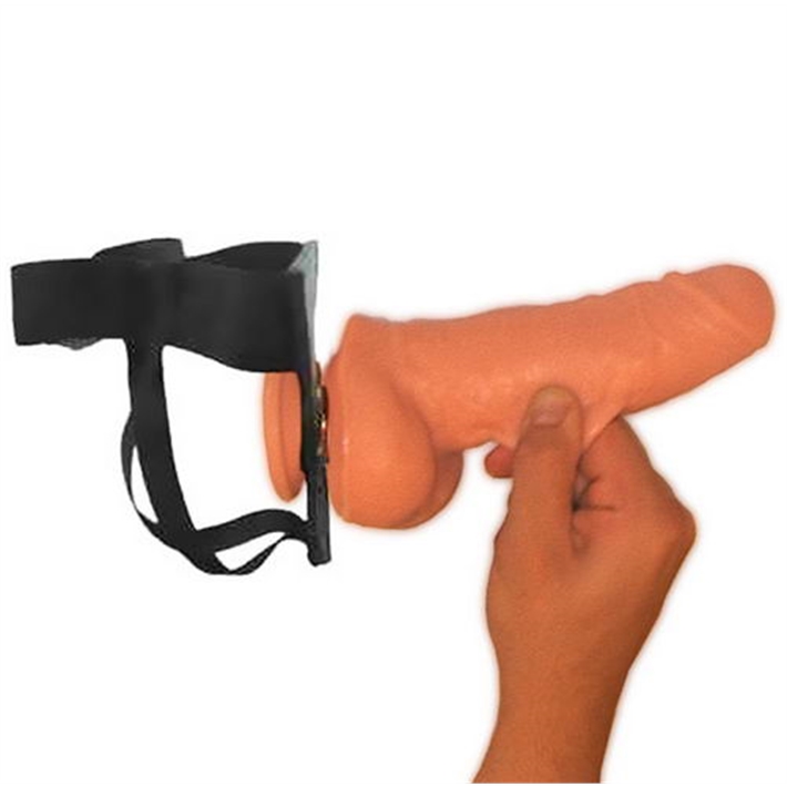 Arnes con dildo pellizcable Realskin